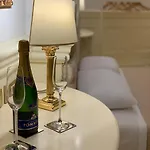 Simon's