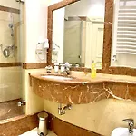 Simon's 4* Roma
